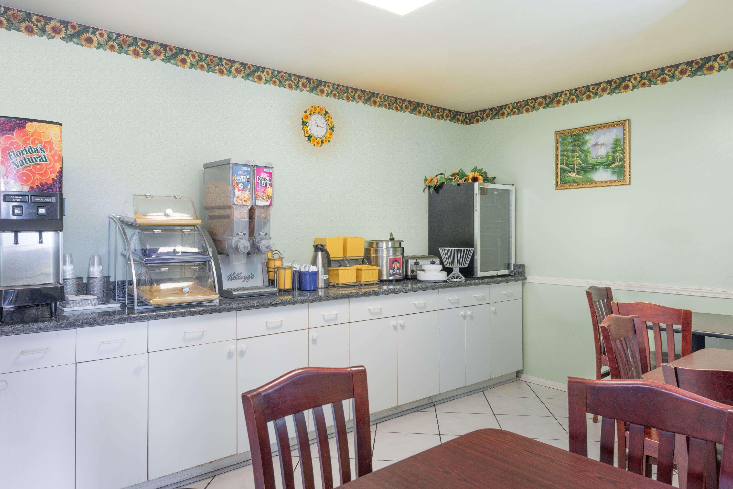Days Inn By Wyndham San Marcos Ngoại thất bức ảnh