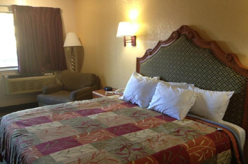 Days Inn By Wyndham San Marcos Ngoại thất bức ảnh